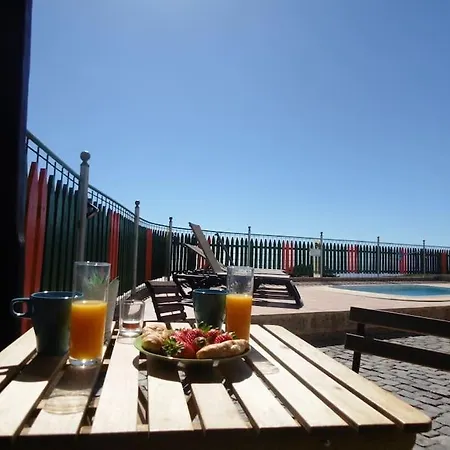 Con Piscina Privada בית נופש